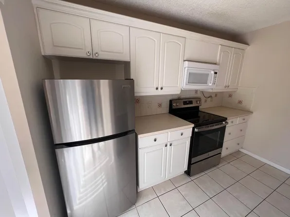 163 Heritage Way #16, West Palm Beach, FL 33407