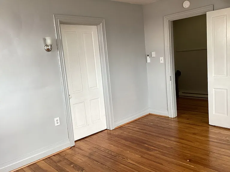39-43 E Main St — Photo 17