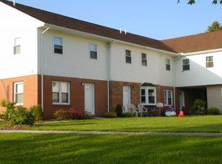 106 Lynwood Dr APT 2, Edinboro, PA 16412
