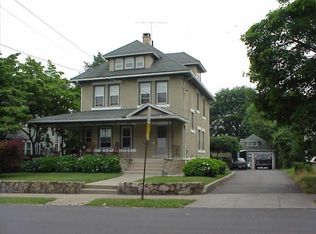 373 Fairview Ave, Bridgeport, CT 06606