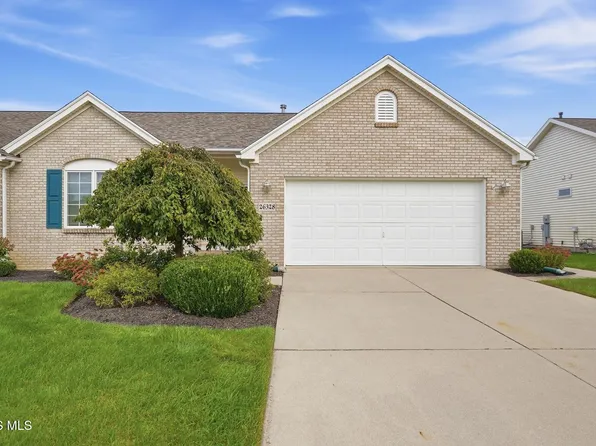 26328 W Wexford Dr, Perrysburg, OH 43551