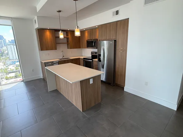 223 NE 27th St, Miami, FL