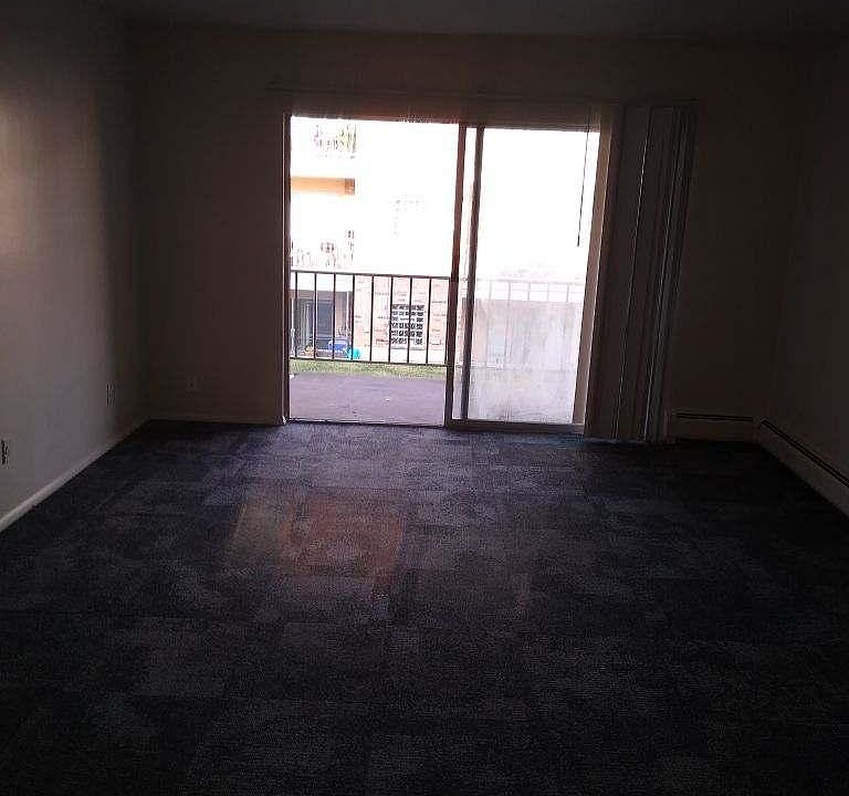 1st image of 2505 Harrison Ave APT 8