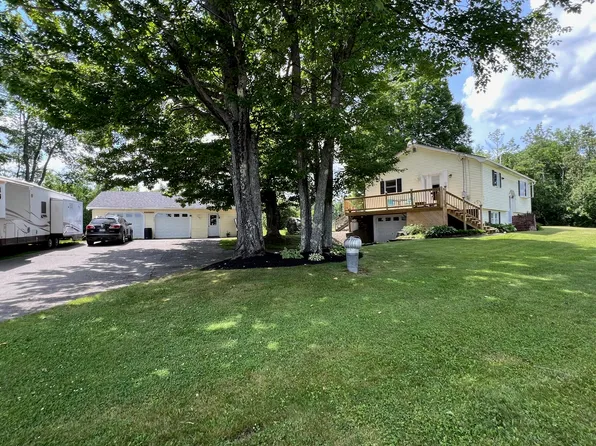 177 Newport Road, Corinna, ME 04928