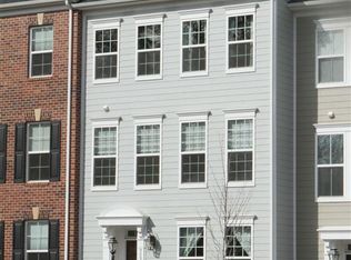 909 Stonehenge Way, Charlottesville, VA 22901
