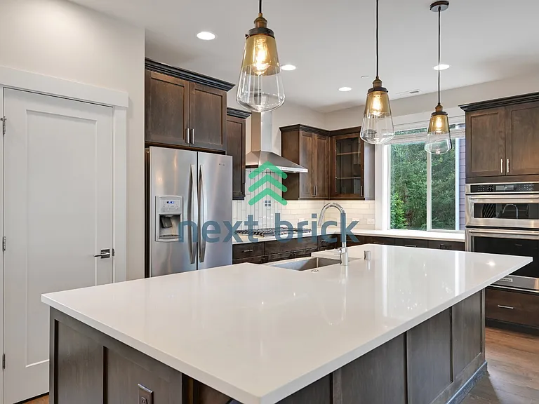 938 223rd St SE — Photo 8