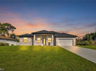 14261 Chancellor St, Fort Myers, FL 33905
