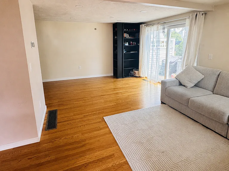 360 Littleton Rd #H20 — Photo 5