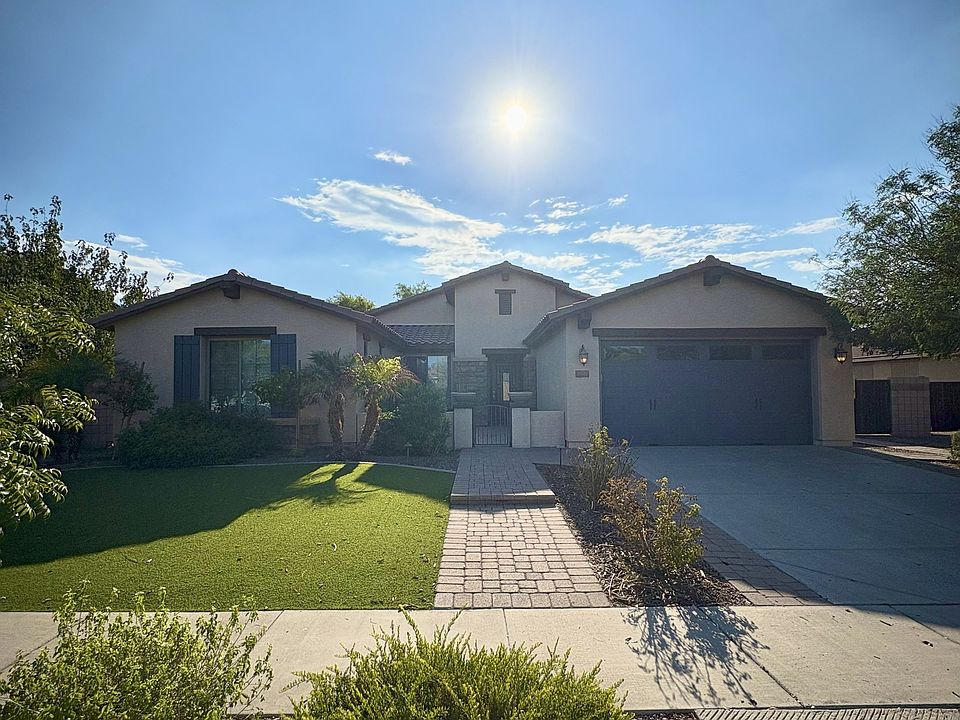 1st image of 4810 S California Pl