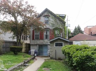1015 W Wolfram St #CHOUSE, Chicago, IL 60657