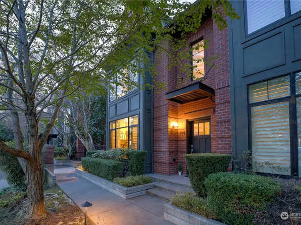 10570 NE 12th Street #101, Bellevue, WA 98004