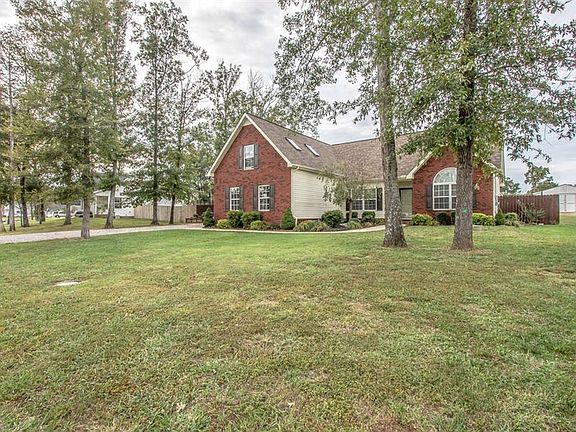 2nd image of 110 Centerrock Dr
