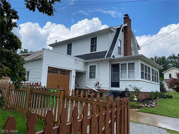 3rd image of 244 College Ave