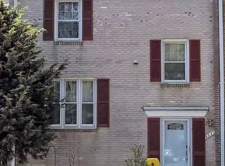 9531 Burdett Rd, Burke, VA 22015