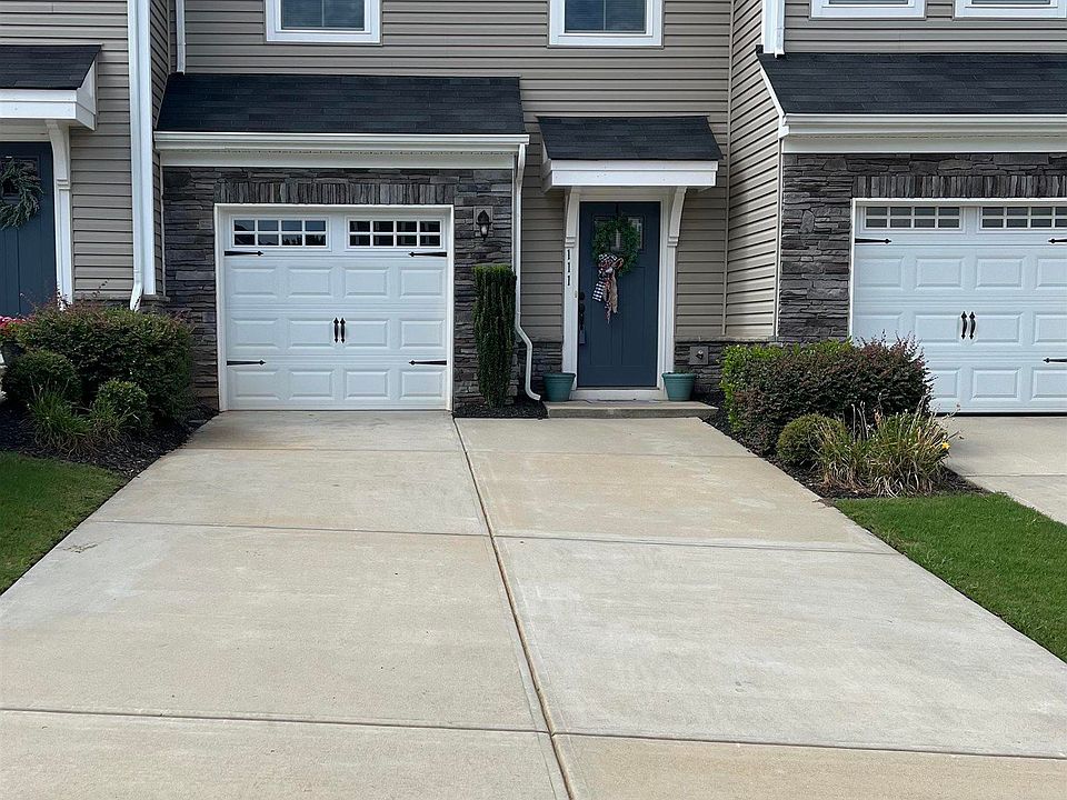 1st image of 111 Lilywood Ct