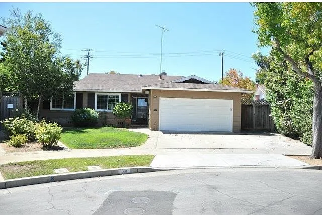 148 Cromart Ct photo 1