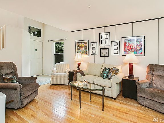 4th image of 16815 6th Ave W #B16