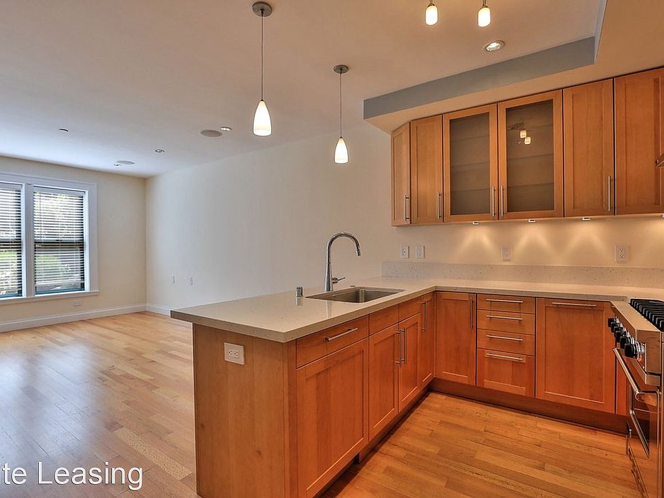 1st image of 3410 California St #3410