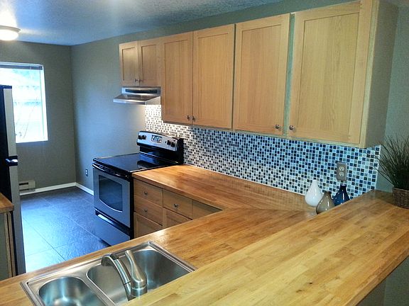 2nd image of 170 Newport Way NW #D34