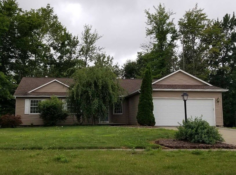 1st image of 486 Lockwood Ln