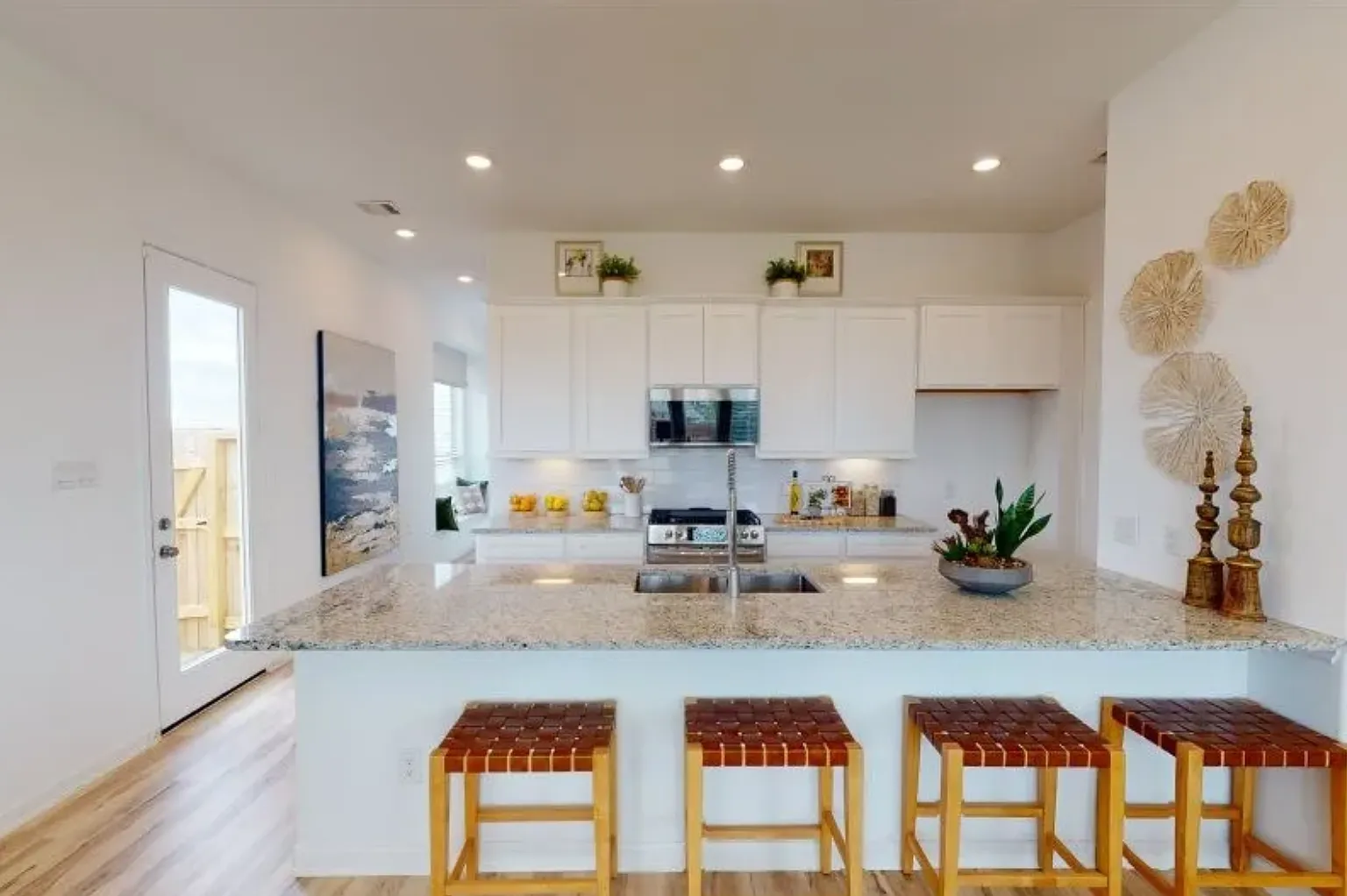 Foggy Vine Court 5607 - . — Photo 2