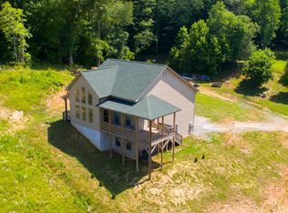 851 Pisgah Rd, Warne, NC 28909