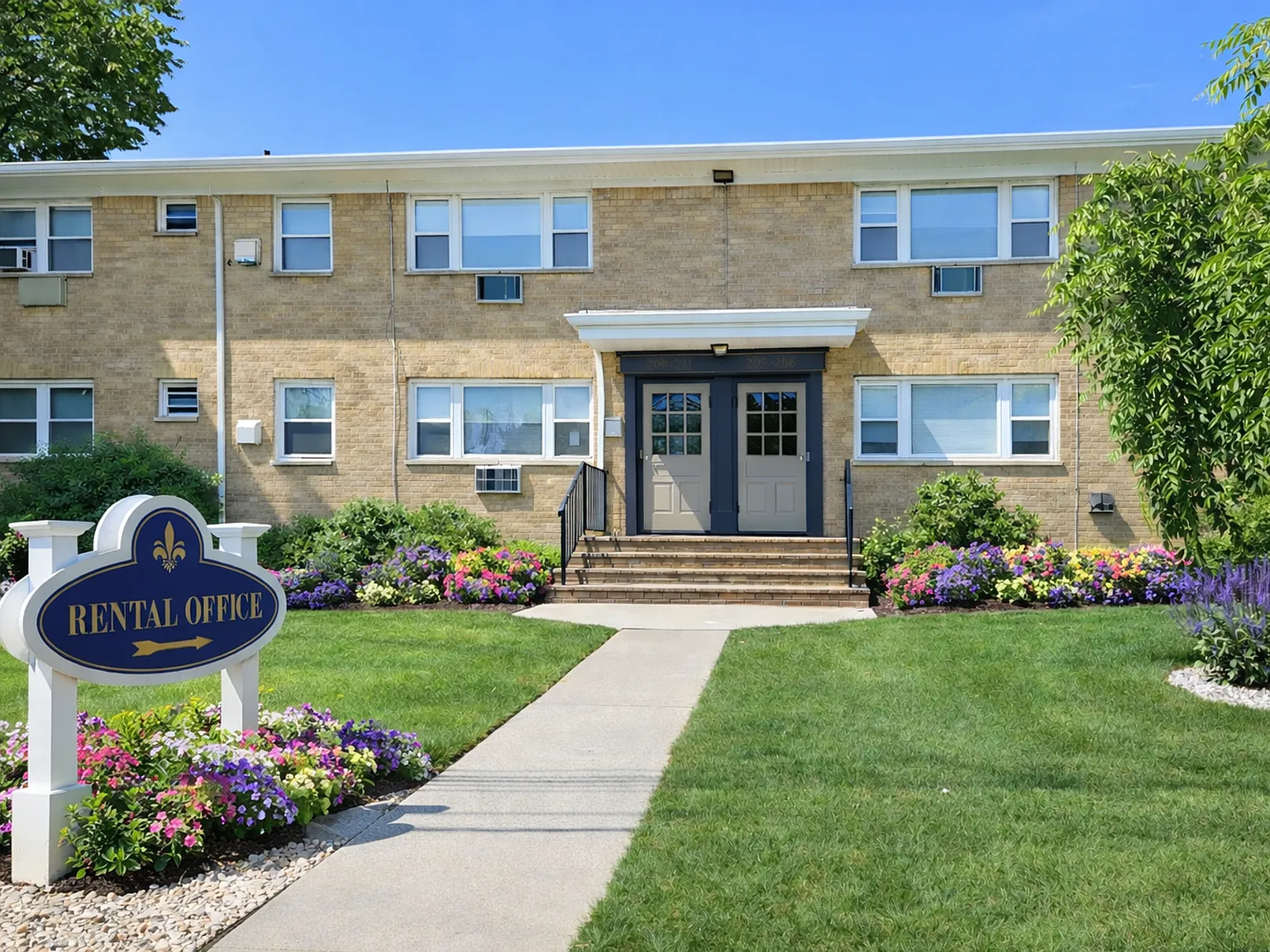 Village Arms Apartments — Photo 1
