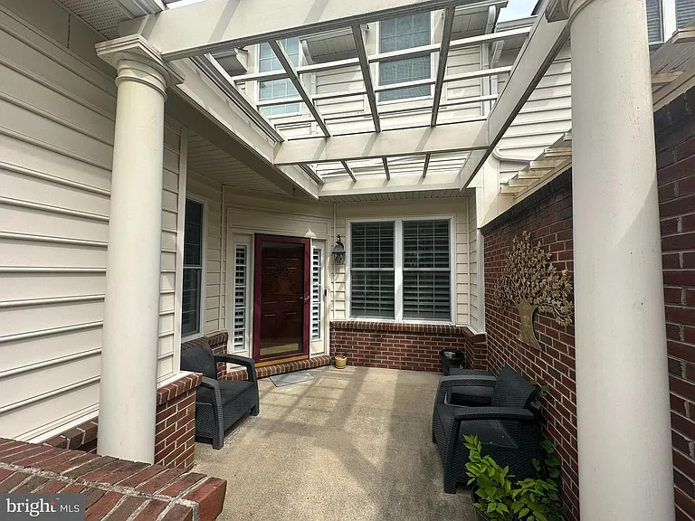 44322 McHenry Sq — Photo 3