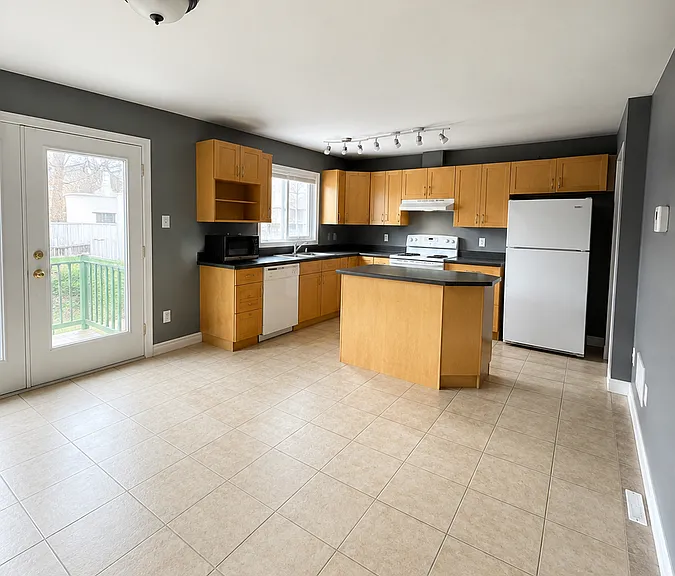 102 Mill St #B — Photo 10