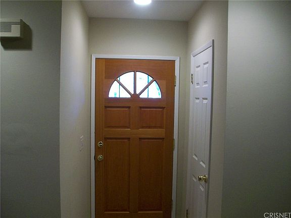 4th image of 14660 Chatsworth St