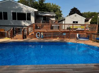 6265 Edgewood Ave, Woodbury, MN 55125