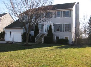 7 Dublin Ct, Medford, NJ 08055