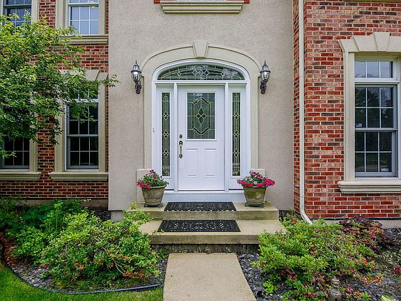 3rd image of 901 Sheehan Ave