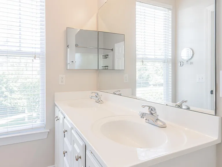 6716 Mallard Park Dr #1 — Photo 16