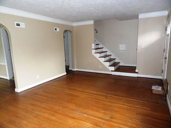 3rd image of 7220 Paseo Blvd