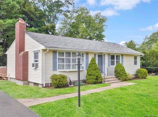 77 Berkeley Dr, Vernon, CT 06066