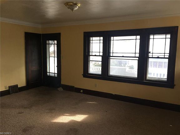 2nd image of 1138 E 172nd St