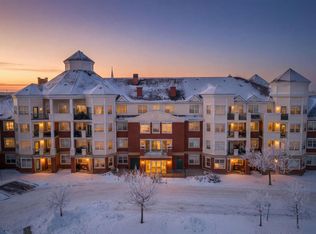 78 N Prestwick Gdns SE #311, Calgary, AB T2Z3V2