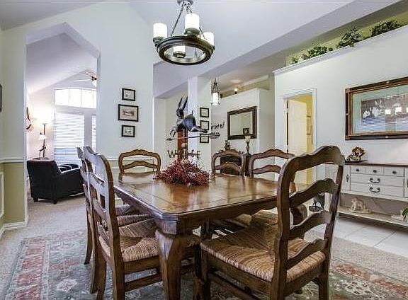 5th image of 4644 Parnell Ln