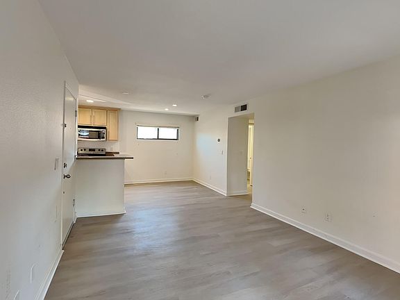 2nd image of 4704 E PARADISE VILLAGE Parkway #135