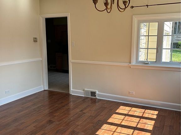 2nd image of 38 Hillcrest Ln