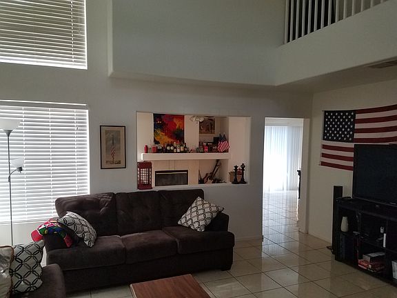 4th image of 6015 Evening View St