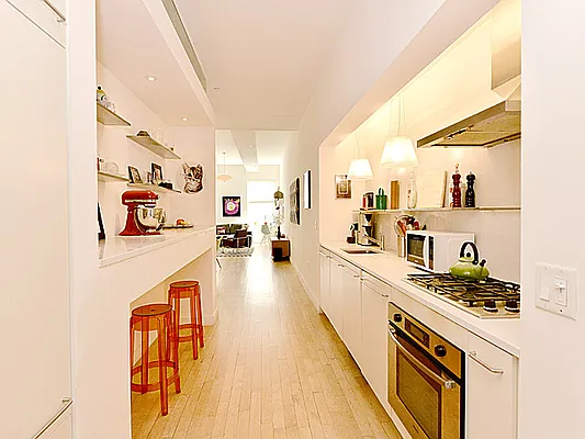 Sold by Cooper & Cooper Real Estate | media 10