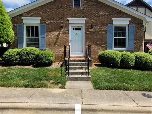 4930 Tower Rd Unit D, Greensboro, NC 27410