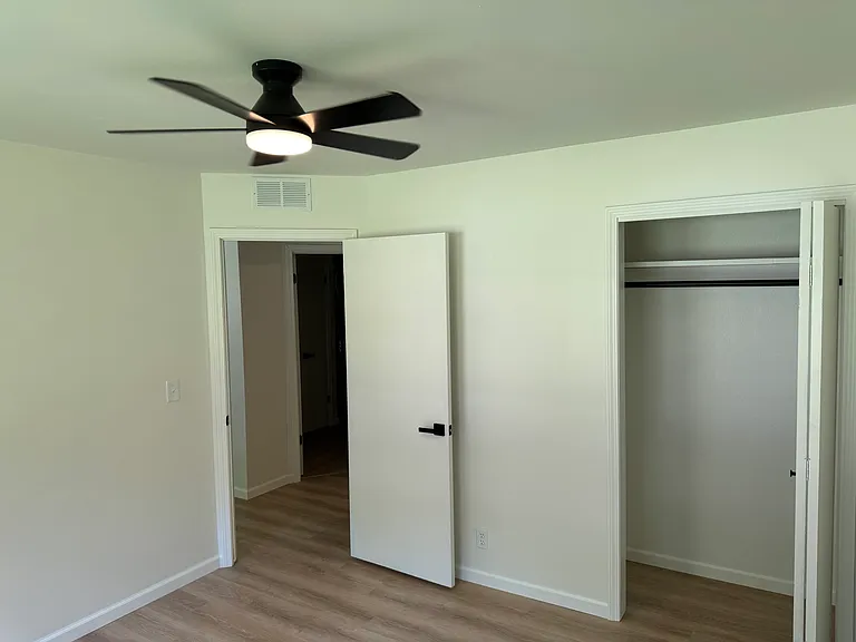 18068 Meyers Dr — Photo 6