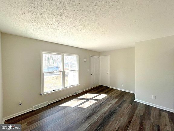 2nd image of 8264 Sycamore Rd