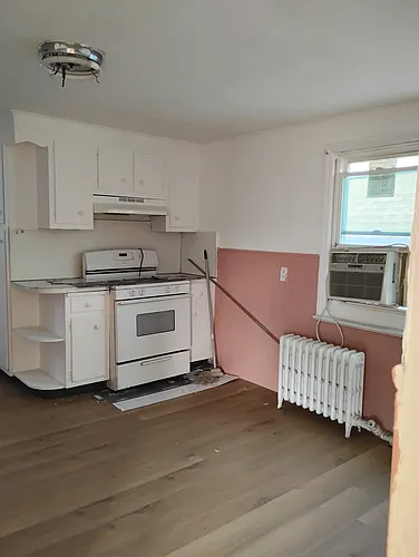 142 W 31st St #C Photo 1 142 W 31st St #C Photo 1