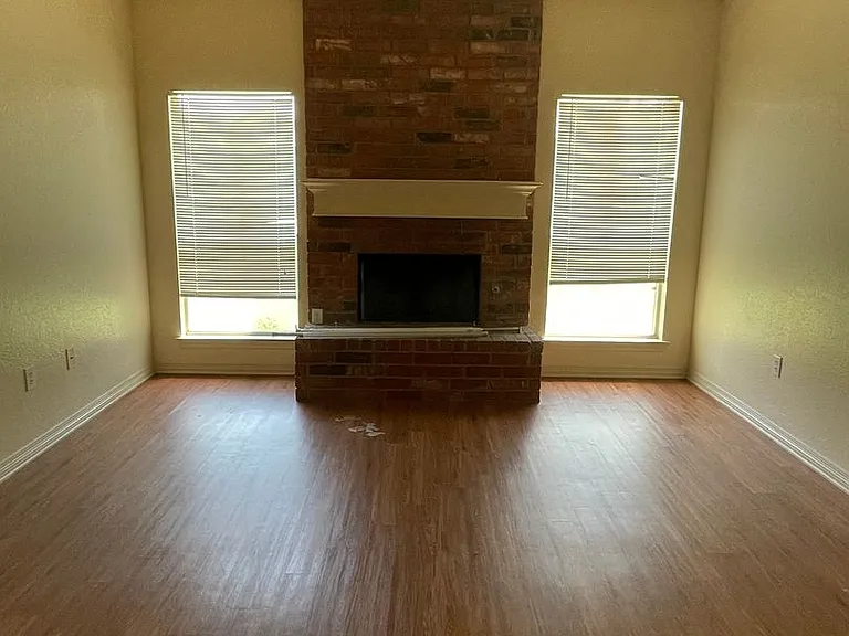3900 Waterford Way — Photo 10