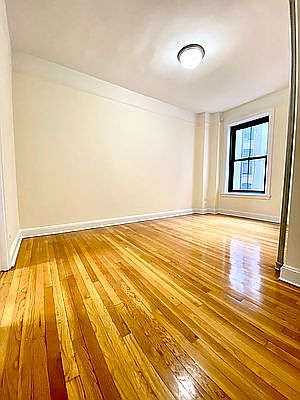 2nd image of 510 E 79th St APT 4C