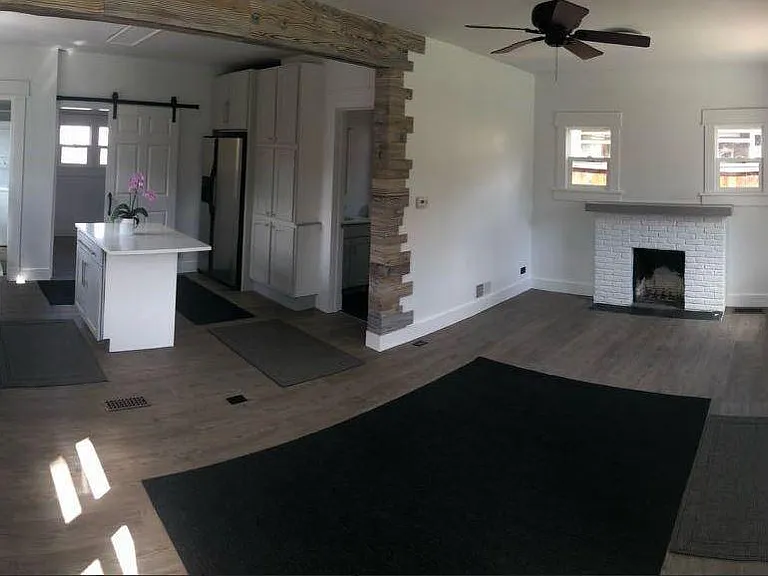 921 S University Blvd — Photo 2
